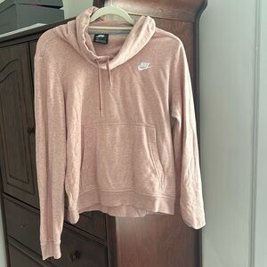 Nike Sportswear Club Fleece
Women's Funnel-Neck Hoodie